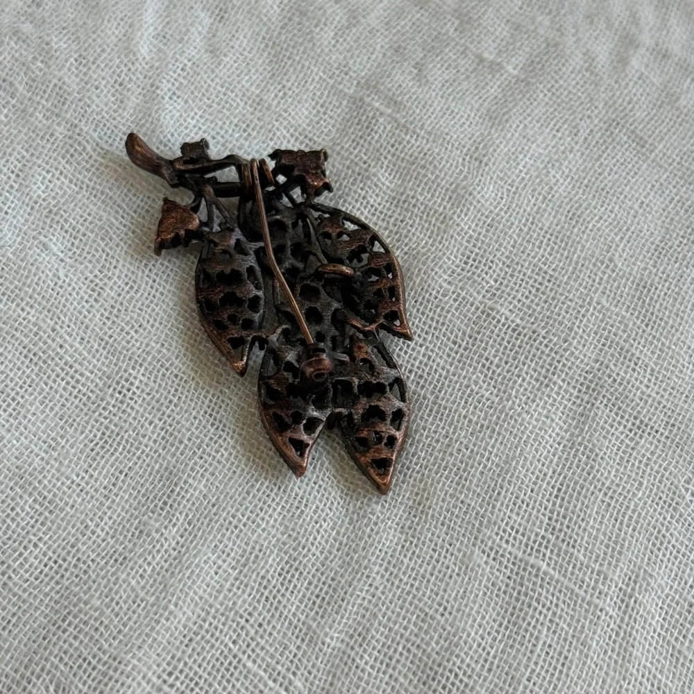 Leaf Branch Brooch Pin‎ Rhinestones Copper Tone Vintage Jewelry Accessory